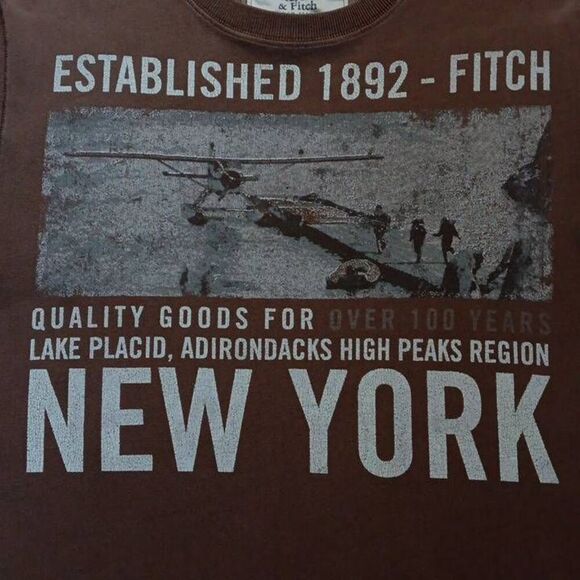 Abercrombie & Fitch Muscle Tshirt XL  New York Lake Placid Tee PTP 22.5" Length - Picture 1 of 7